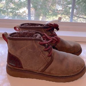 UGG Neumel II Weather Boot Youth 4